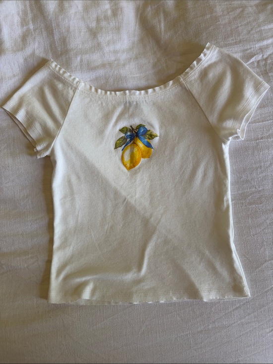 Dry Goods Tops - Originality White T shirt - Small